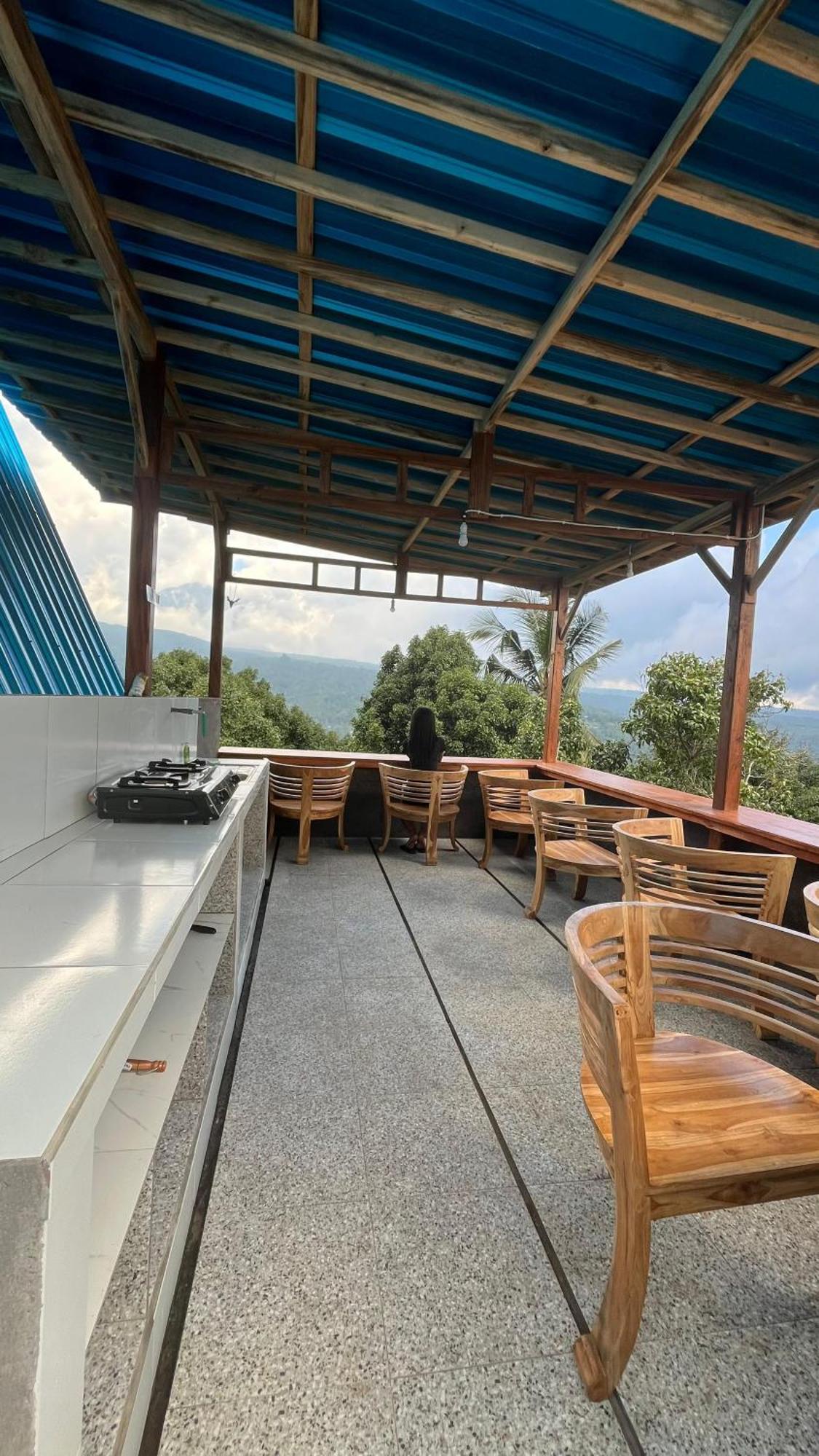 Puri Pilihani Hostel Munduk Eksteriør bilde