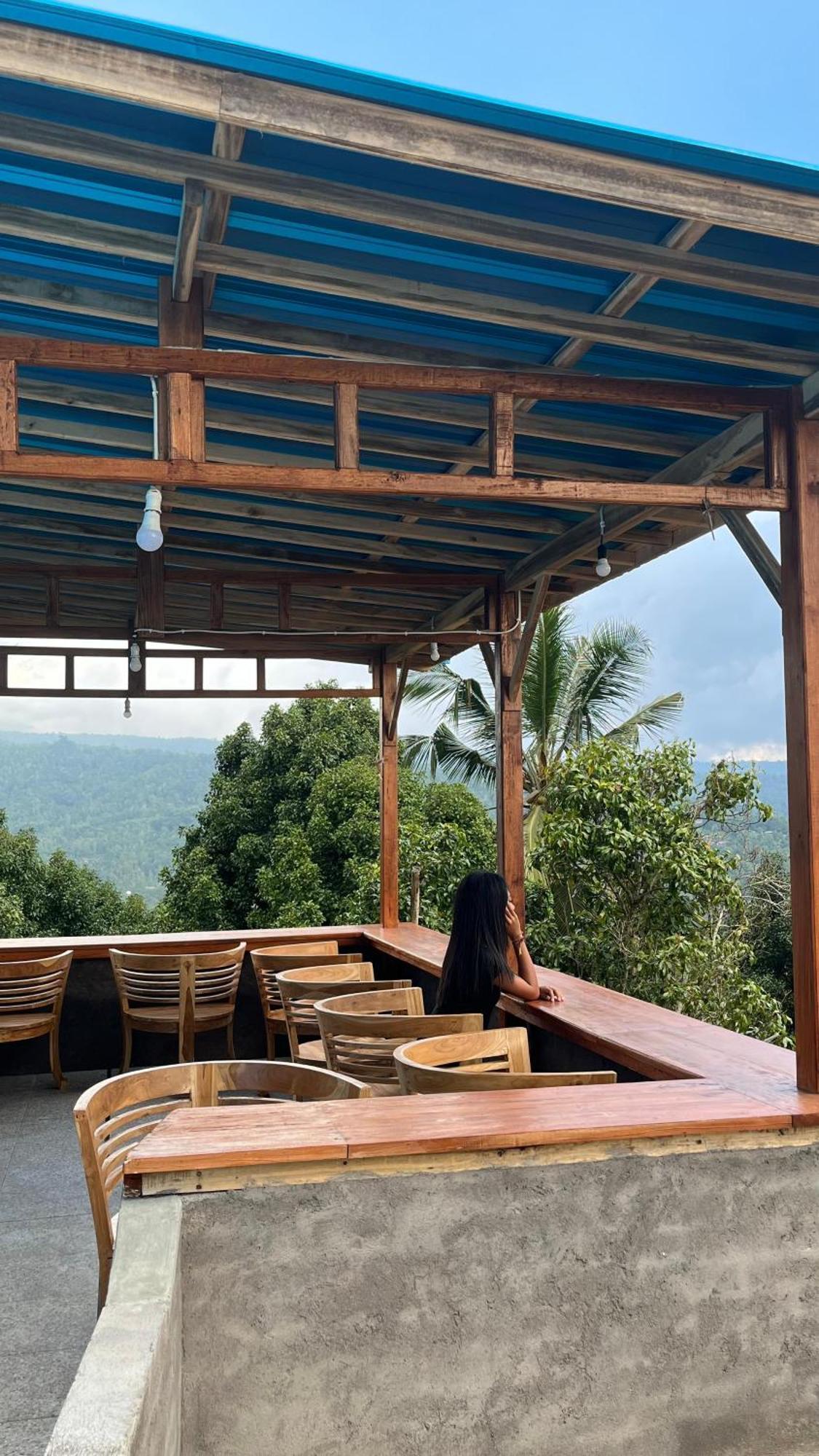 Puri Pilihani Hostel Munduk Eksteriør bilde